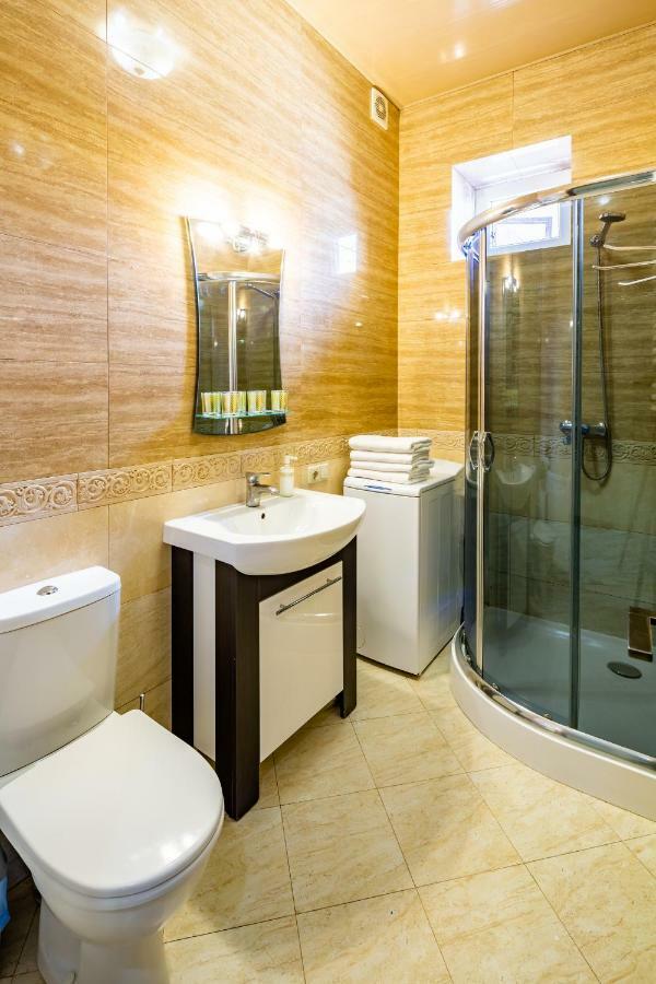 Alfa Apartments Kniazia Romana 11 Lviv Extérieur photo