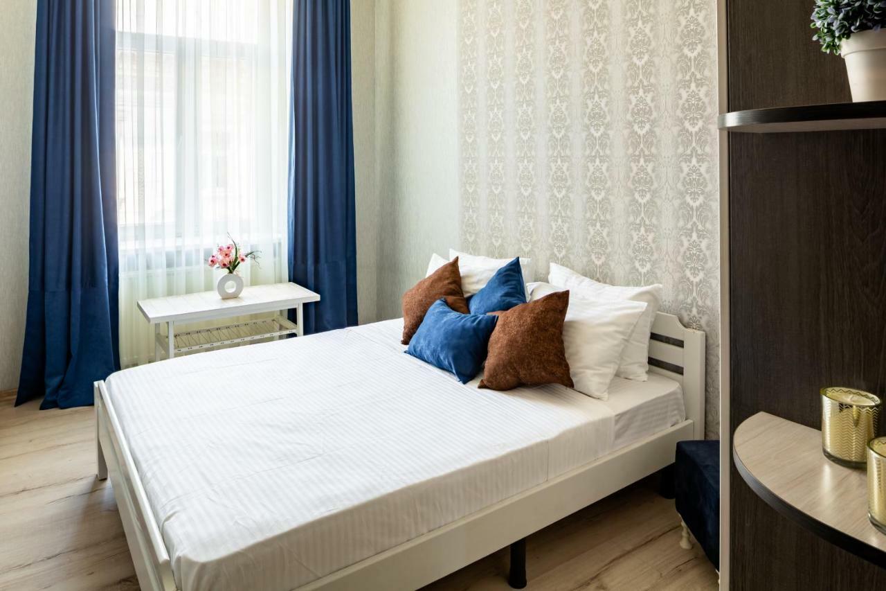 Alfa Apartments Kniazia Romana 11 Lviv Extérieur photo